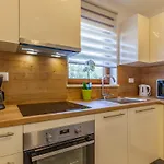 Spacious & Modern Blue For 4 With Terrace & Parking Peaceful Near Beaches * Πούλα