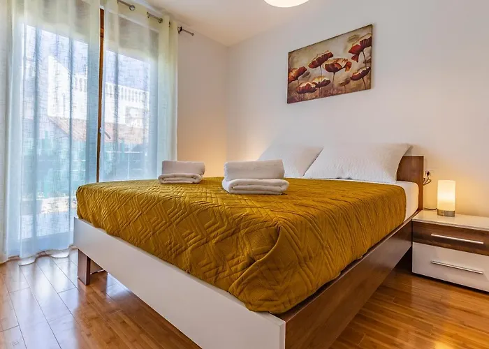 아파트 Spacious & Modern Blue For 4 With Terrace & Parking Peaceful Near Beaches