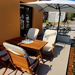 Spacious & Modern Blue For 4 With Terrace & Parking Peaceful Near Beaches Pula